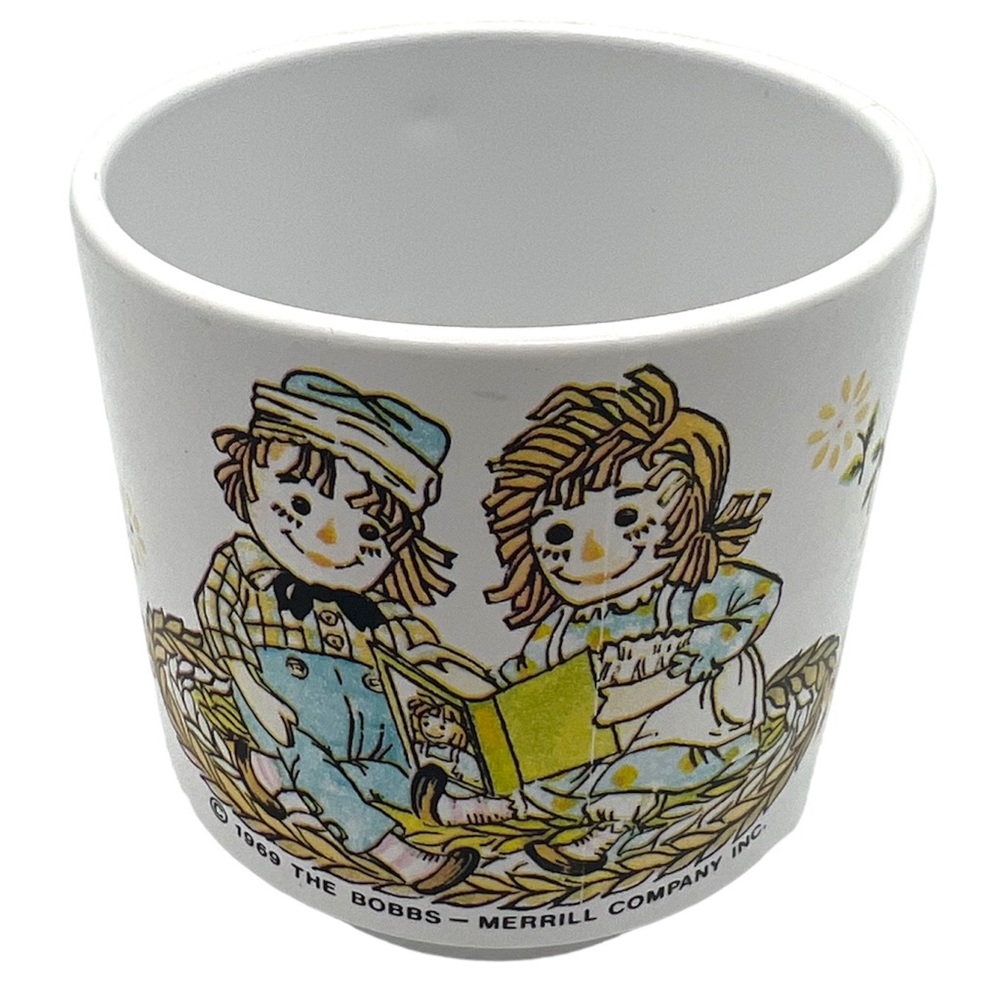 Vintage Raggedy Ann & Andy Child’s Plastic Handle Cup